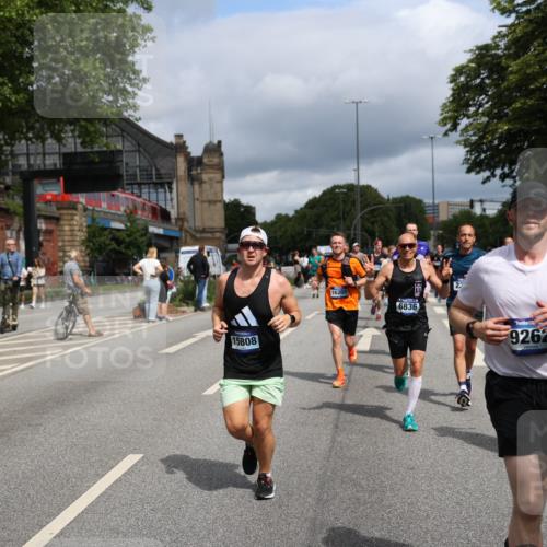 29.06.2025 - hella hamburg halbmarathon Yannick Fuchs http://msf.ph/oto/8177957 29.06.2025 10:42:23 20KM 1086, 1320, 1914, 2213, 2340, 2708, 3747, 4324, 4601, 5024, 5362, 5528, 5915, 6081, 6377, 6836, 7367, 7599, 8216, 8916, 8927, 9262, 9482, 9538, 11211, 11961, 12549, 12747, 13007, 13570, 13614, 13948, 14383, 14797, 14814, 15309, 15573, 15590, 15629, 15735, 15808, 16149, 16205, 16269, 16414, 16766, 18206, 18476, 18790, 18836, 18923, 18963, 19198 meine-sportfotos.de