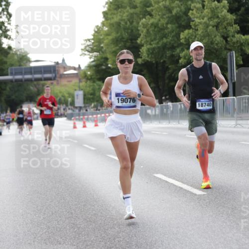 29.06.2025 - hella hamburg halbmarathon Jannik Wohlers http://msf.ph/oto/8177971 29.06.2025 09:42:23 Lombardsbrücke 5612, 7331, 7855, 9269, 10468, 11078, 11228, 12360, 13346, 13872, 13913, 14753, 14836, 16615, 17614, 18740, 19041, 19042, 19050, 19076, 19078 meine-sportfotos.de