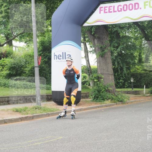 29.06.2025 - hella hamburg halbmarathon KatJ http://msf.ph/oto/8178010 29.06.2025 09:21:52 Zwischen KM18-KM19  meine-sportfotos.de