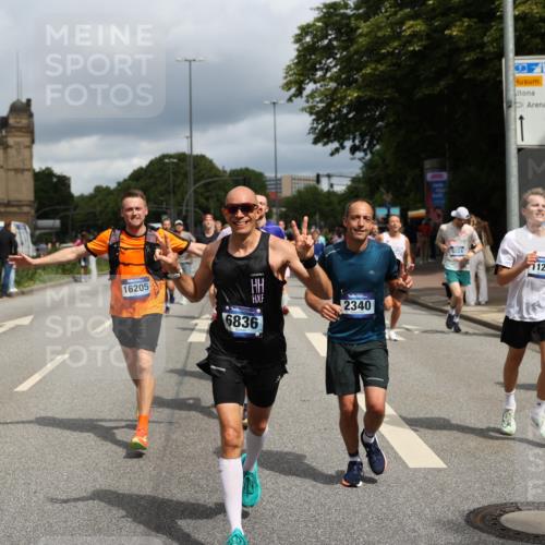 29.06.2025 - hella hamburg halbmarathon Yannick Fuchs http://msf.ph/oto/8178036 29.06.2025 10:42:24 20KM 1086, 1320, 1914, 2213, 2340, 2442, 2708, 3747, 4324, 4601, 5024, 5362, 5528, 5915, 6081, 6377, 6836, 7367, 8216, 8916, 8927, 9262, 9482, 9538, 11211, 11961, 12549, 12747, 13007, 13570, 13614, 13948, 14383, 14797, 14814, 15309, 15573, 15590, 15629, 15735, 15808, 16094, 16149, 16205, 16269, 16414, 16766, 18206, 18476, 18790, 18836, 18923, 18963, 19198 meine-sportfotos.de