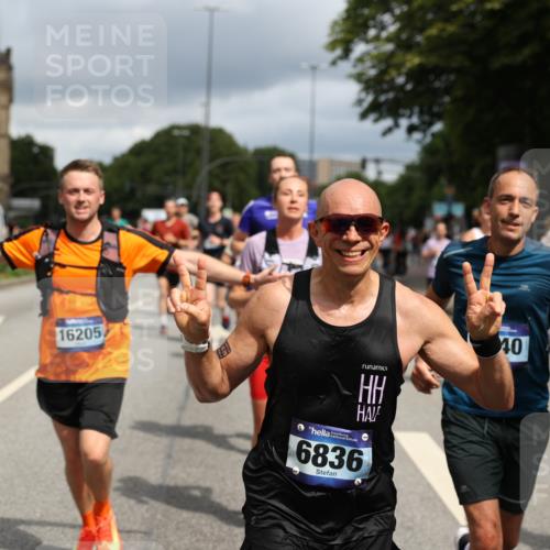 29.06.2025 - hella hamburg halbmarathon Yannick Fuchs http://msf.ph/oto/8178097 29.06.2025 10:42:25 20KM 1086, 1320, 1914, 2213, 2340, 2442, 2708, 3747, 4324, 4601, 5024, 5362, 5528, 5915, 6081, 6377, 6836, 7367, 8216, 8916, 8927, 9262, 9482, 9538, 9638, 11211, 11961, 12549, 12747, 13007, 13570, 13614, 13948, 14383, 14797, 14814, 15309, 15573, 15590, 15629, 15735, 15808, 16094, 16149, 16205, 16269, 16414, 16766, 18206, 18476, 18790, 18836, 18923, 18963, 19198 meine-sportfotos.de