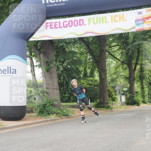 29.06.2025 - hella hamburg halbmarathon KatJ http://msf.ph/oto/8178120 29.06.2025 09:21:55 Zwischen KM18-KM19  meine-sportfotos.de