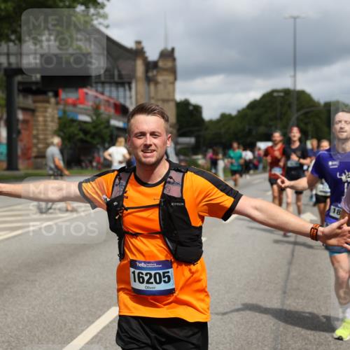 29.06.2025 - hella hamburg halbmarathon Yannick Fuchs http://msf.ph/oto/8178143 29.06.2025 10:42:25 20KM 1086, 1320, 1914, 2213, 2340, 2442, 2708, 3747, 4324, 4601, 5024, 5362, 5528, 5915, 6081, 6377, 6836, 7367, 8216, 8916, 8927, 9262, 9482, 9538, 9638, 11211, 11961, 12549, 12747, 13007, 13570, 13614, 13948, 14383, 14797, 14814, 15309, 15573, 15590, 15629, 15735, 15808, 16094, 16149, 16205, 16269, 16414, 16766, 18206, 18476, 18790, 18836, 18923, 18963, 19198 meine-sportfotos.de