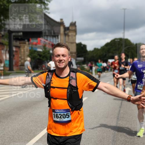 29.06.2025 - hella hamburg halbmarathon Yannick Fuchs http://msf.ph/oto/8178151 29.06.2025 10:42:25 20KM 1086, 1320, 1914, 2213, 2340, 2442, 2708, 3747, 4324, 4601, 5024, 5362, 5528, 5915, 6081, 6377, 6836, 7367, 8216, 8916, 8927, 9262, 9482, 9538, 9638, 11211, 11961, 12549, 12747, 13007, 13570, 13614, 13948, 14383, 14797, 14814, 15309, 15573, 15590, 15629, 15735, 15808, 16094, 16149, 16205, 16269, 16414, 16766, 18206, 18476, 18790, 18836, 18923, 18963, 19198 meine-sportfotos.de