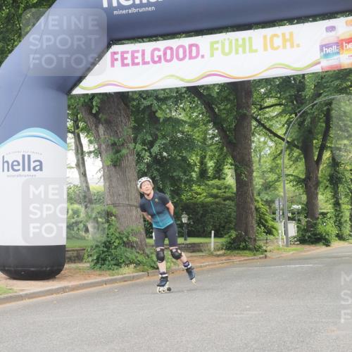 29.06.2025 - hella hamburg halbmarathon KatJ http://msf.ph/oto/8178189 29.06.2025 09:21:56 Zwischen KM18-KM19  meine-sportfotos.de