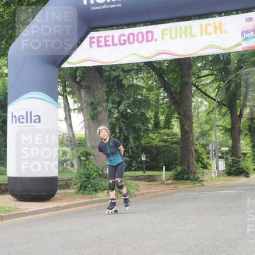 29.06.2025 - hella hamburg halbmarathon KatJ http://msf.ph/oto/8178220 29.06.2025 09:21:56 Zwischen KM18-KM19  meine-sportfotos.de