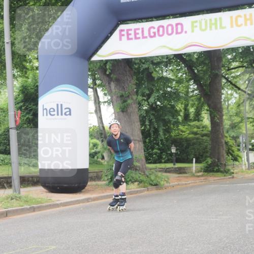 29.06.2025 - hella hamburg halbmarathon KatJ http://msf.ph/oto/8178251 29.06.2025 09:21:56 Zwischen KM18-KM19  meine-sportfotos.de