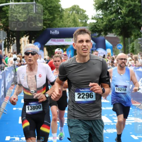 29.06.2025 - hella hamburg halbmarathon Zöllner http://msf.ph/oto/8178339 29.06.2025 10:38:54 Ziel 2296, 2719, 2980, 3783, 8958, 9264, 9540, 10218, 11055, 13755, 13800, 14093, 15257, 15372, 17722 meine-sportfotos.de