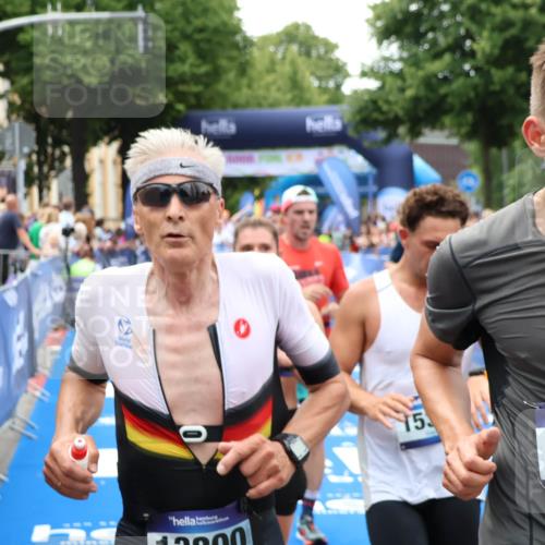 29.06.2025 - hella hamburg halbmarathon Zöllner http://msf.ph/oto/8178354 29.06.2025 10:38:55 Ziel 2980, 3783, 8958, 9264, 9540, 10218, 11055, 13137, 13755, 14093, 15257, 17722 meine-sportfotos.de