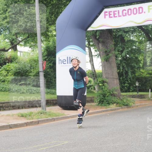 29.06.2025 - hella hamburg halbmarathon KatJ http://msf.ph/oto/8178366 29.06.2025 09:21:56 Zwischen KM18-KM19  meine-sportfotos.de