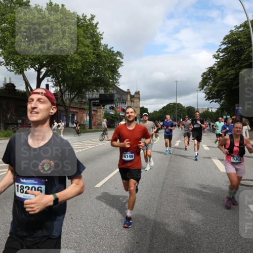 29.06.2025 - hella hamburg halbmarathon Yannick Fuchs http://msf.ph/oto/8178393 29.06.2025 10:42:29 20KM 1086, 1320, 1884, 1914, 2213, 2340, 2442, 3213, 3747, 4324, 4601, 5024, 5362, 5528, 5915, 6081, 6377, 6836, 7367, 8216, 8916, 9262, 9482, 9538, 9638, 10000, 11211, 11467, 11961, 12549, 12747, 13570, 13614, 14383, 14797, 14814, 15309, 15573, 15590, 15629, 15735, 15808, 16094, 16149, 16205, 16269, 16414, 16766, 17007, 18206, 18476, 18790, 18836, 18923, 18963, 19198 meine-sportfotos.de