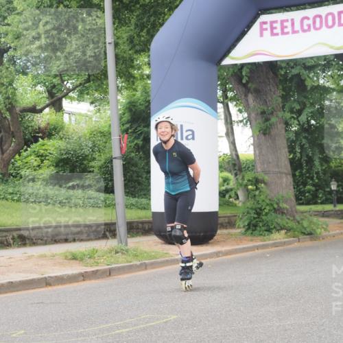 29.06.2025 - hella hamburg halbmarathon KatJ http://msf.ph/oto/8178404 29.06.2025 09:21:56 Zwischen KM18-KM19  meine-sportfotos.de
