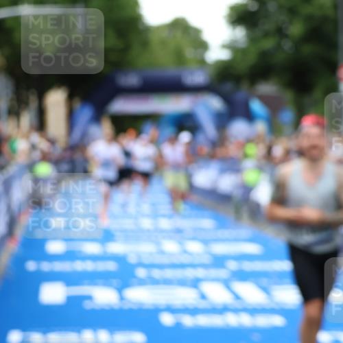 29.06.2025 - hella hamburg halbmarathon Zöllner http://msf.ph/oto/8178409 29.06.2025 10:38:57 Ziel 2980, 3136, 3783, 8958, 13137, 13755, 14093, 15257, 17722 meine-sportfotos.de