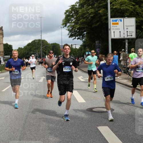 29.06.2025 - hella hamburg halbmarathon Yannick Fuchs http://msf.ph/oto/8178483 29.06.2025 10:42:30 20KM 1086, 1320, 1884, 1914, 2213, 2340, 2442, 3213, 3747, 4324, 5024, 5362, 5528, 5915, 6081, 6377, 6836, 7367, 8216, 8916, 9262, 9482, 9538, 9638, 10000, 11211, 11467, 11961, 12549, 12747, 13570, 13614, 14383, 14797, 14814, 15309, 15573, 15590, 15629, 15735, 15808, 16094, 16149, 16205, 16269, 16414, 16766, 17007, 18206, 18476, 18790, 18836, 18923, 18963, 19198 meine-sportfotos.de