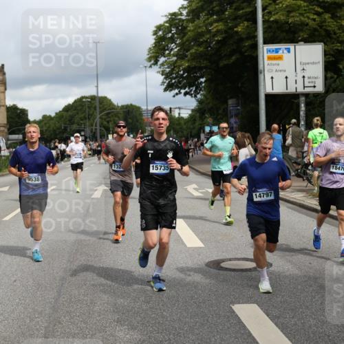 29.06.2025 - hella hamburg halbmarathon Yannick Fuchs http://msf.ph/oto/8178485 29.06.2025 10:42:30 20KM 1086, 1320, 1884, 1914, 2213, 2340, 2442, 3213, 3747, 4324, 5024, 5362, 5528, 5915, 6081, 6377, 6836, 7367, 8216, 8916, 9262, 9482, 9538, 9638, 10000, 11211, 11467, 11961, 12549, 12747, 13570, 13614, 14383, 14797, 14814, 15309, 15573, 15590, 15629, 15735, 15808, 16094, 16149, 16205, 16269, 16414, 16766, 17007, 18206, 18476, 18790, 18836, 18923, 18963, 19198 meine-sportfotos.de