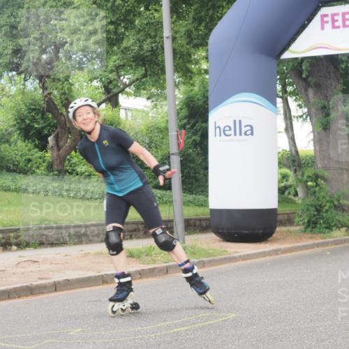 29.06.2025 - hella hamburg halbmarathon KatJ http://msf.ph/oto/8178510 29.06.2025 09:21:57 Zwischen KM18-KM19  meine-sportfotos.de