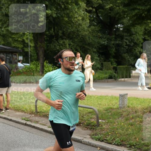 29.06.2025 - hella hamburg halbmarathon Yannick Fuchs http://msf.ph/oto/8178634 29.06.2025 10:42:33 20KM 1086, 1320, 1537, 1884, 1914, 2442, 3213, 3747, 4324, 4711, 5024, 5362, 5915, 6081, 6377, 6923, 7367, 8216, 8916, 9262, 9482, 9538, 9638, 10000, 11211, 11467, 12149, 12549, 12747, 12840, 13570, 13614, 14797, 14814, 15309, 15573, 15590, 15629, 15735, 15808, 16094, 16149, 16269, 16414, 16766, 17007, 17127, 18206, 18251, 18476, 18790, 18836, 18923, 18963, 19198 meine-sportfotos.de