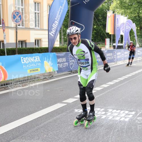 29.06.2025 - hella hamburg halbmarathon Strokosch-Dieckow http://msf.ph/oto/8178661 29.06.2025 09:20:25 Ziel 20039, 20411, 20417, 20434 meine-sportfotos.de