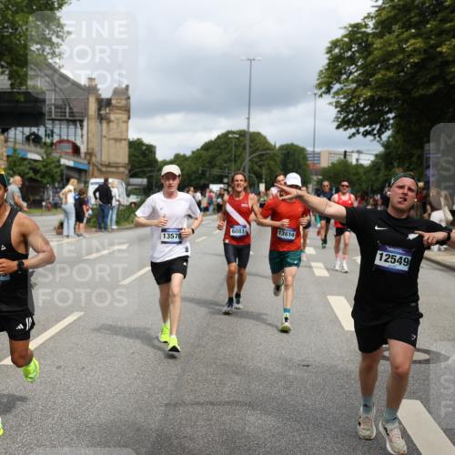 29.06.2025 - hella hamburg halbmarathon Yannick Fuchs http://msf.ph/oto/8178684 29.06.2025 10:42:34 20KM 1086, 1320, 1537, 1884, 1914, 2442, 3213, 3747, 4324, 4711, 5362, 6081, 6377, 6923, 7367, 8216, 8916, 9482, 9538, 9638, 10000, 11211, 11467, 12149, 12549, 12747, 12840, 13570, 13614, 14797, 14814, 14990, 15309, 15573, 15590, 15629, 15735, 15917, 16094, 16149, 16269, 16414, 16766, 17007, 17127, 18206, 18251, 18476, 18790, 18836, 18923, 19198 meine-sportfotos.de