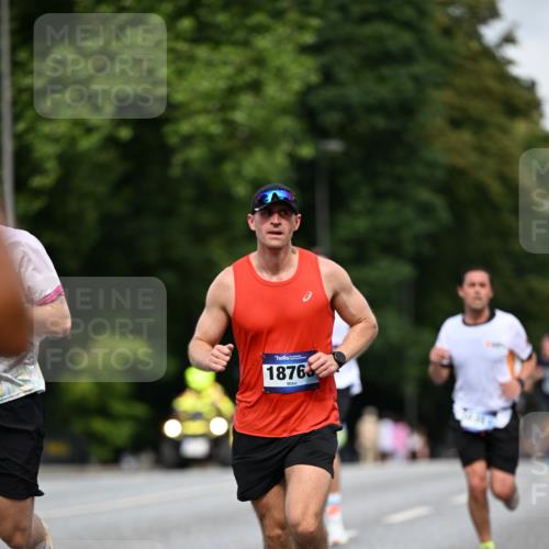 29.06.2025 - hella hamburg halbmarathon Dr. Thomas Lammeyer http://msf.ph/oto/8178731 29.06.2025 09:46:58 Kennedybrücke 1953, 2075, 2180, 2203, 2483, 3189, 3379, 8318, 8376, 9804, 10351 meine-sportfotos.de