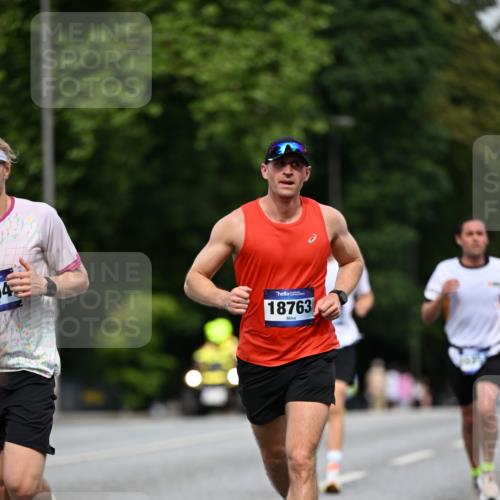 29.06.2025 - hella hamburg halbmarathon Dr. Thomas Lammeyer http://msf.ph/oto/8178735 29.06.2025 09:46:58 Kennedybrücke 1953, 2075, 2180, 2203, 2483, 3189, 3379, 8318, 8376, 9804, 10351 meine-sportfotos.de