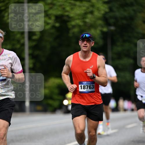 29.06.2025 - hella hamburg halbmarathon Dr. Thomas Lammeyer http://msf.ph/oto/8178777 29.06.2025 09:46:58 Kennedybrücke 1953, 2075, 2180, 2203, 2483, 3189, 3379, 8318, 8376, 9804, 10351 meine-sportfotos.de