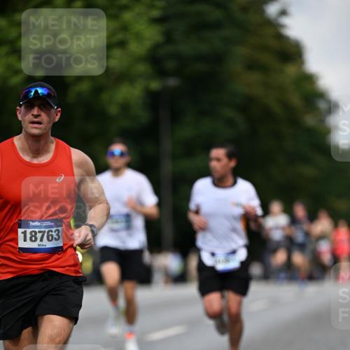 29.06.2025 - hella hamburg halbmarathon Dr. Thomas Lammeyer http://msf.ph/oto/8178807 29.06.2025 09:46:59 Kennedybrücke 1953, 2075, 2180, 2203, 2483, 3189, 3379, 8318, 8376, 9804, 10351 meine-sportfotos.de