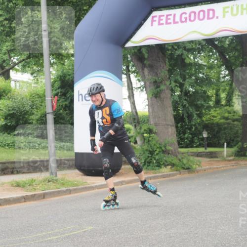 29.06.2025 - hella hamburg halbmarathon KatJ http://msf.ph/oto/8178844 29.06.2025 09:22:04 Zwischen KM18-KM19  meine-sportfotos.de
