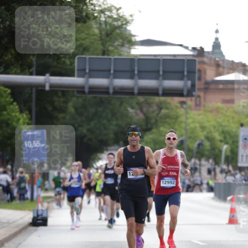 29.06.2025 - hella hamburg halbmarathon Jannik Wohlers http://msf.ph/oto/8178853 29.06.2025 09:42:28 Lombardsbrücke 5612, 7331, 7855, 9269, 11078, 11228, 12360, 12529, 12992, 13346, 14753, 14836, 17614, 18740, 19041, 19042, 19050, 19076, 19078 meine-sportfotos.de