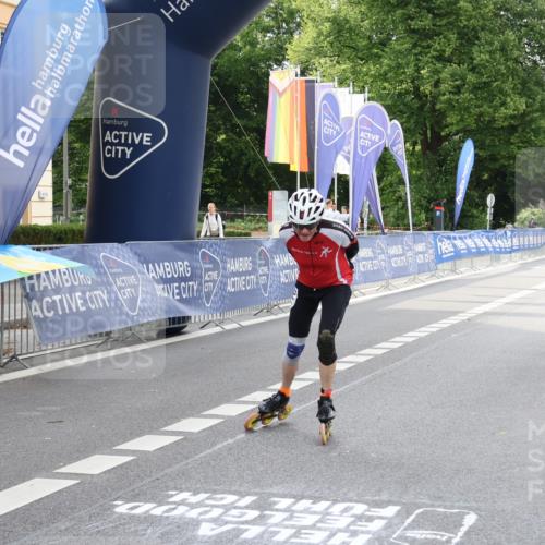 29.06.2025 - hella hamburg halbmarathon Strokosch-Dieckow http://msf.ph/oto/8179085 29.06.2025 09:20:48 Ziel 20181, 20316, 20457 meine-sportfotos.de