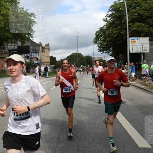 29.06.2025 - hella hamburg halbmarathon Yannick Fuchs http://msf.ph/oto/8179087 29.06.2025 10:42:36 20KM 1086, 1320, 1537, 1884, 1914, 2442, 3213, 3747, 4324, 4711, 5362, 6081, 6377, 6923, 7367, 8216, 8916, 9482, 9538, 9638, 10000, 11467, 12149, 12549, 12747, 12840, 13570, 13614, 14192, 14797, 14814, 14990, 15309, 15573, 15590, 15629, 15735, 15917, 15981, 16094, 16149, 16269, 16414, 16766, 17007, 17127, 18206, 18251, 18476, 18790, 18815, 18923, 19198 meine-sportfotos.de