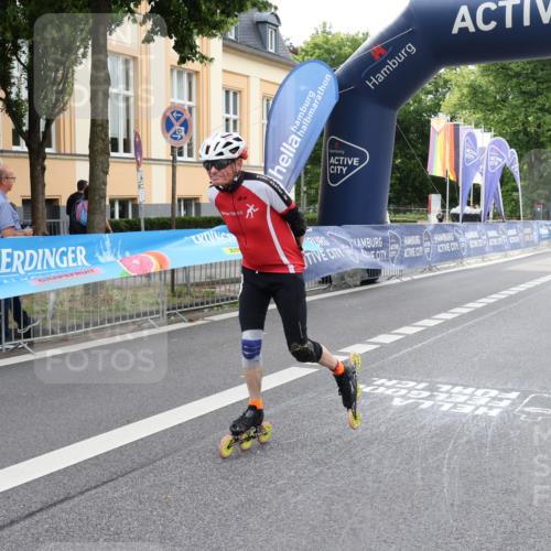 29.06.2025 - hella hamburg halbmarathon Strokosch-Dieckow http://msf.ph/oto/8179116 29.06.2025 09:20:49 Ziel 20181, 20316 meine-sportfotos.de