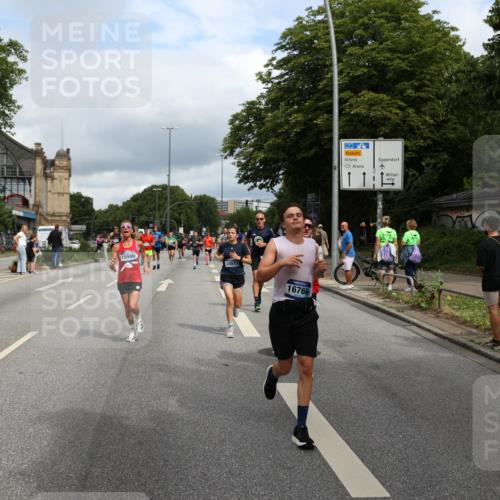 29.06.2025 - hella hamburg halbmarathon Yannick Fuchs http://msf.ph/oto/8179131 29.06.2025 10:42:37 20KM 1086, 1320, 1537, 1884, 1914, 2442, 3213, 3747, 4324, 4711, 5362, 5421, 6081, 6377, 6923, 7367, 8216, 8916, 9482, 9538, 9638, 10000, 11467, 12149, 12549, 12747, 12840, 13570, 13614, 14192, 14797, 14814, 14990, 15573, 15590, 15629, 15735, 15917, 15981, 16094, 16149, 16269, 16414, 16766, 17007, 17127, 18251, 18476, 18790, 18815, 18923, 19198 meine-sportfotos.de