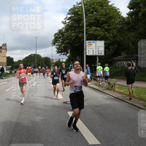 29.06.2025 - hella hamburg halbmarathon Yannick Fuchs http://msf.ph/oto/8179144 29.06.2025 10:42:37 20KM 1086, 1320, 1537, 1884, 1914, 2442, 3213, 3747, 4324, 4711, 5362, 5421, 6081, 6377, 6923, 7367, 8216, 8916, 9482, 9538, 9638, 10000, 11467, 12149, 12549, 12747, 12840, 13570, 13614, 14192, 14797, 14814, 14990, 15573, 15590, 15629, 15735, 15917, 15981, 16094, 16149, 16269, 16414, 16766, 17007, 17127, 18251, 18476, 18790, 18815, 18923, 19198 meine-sportfotos.de