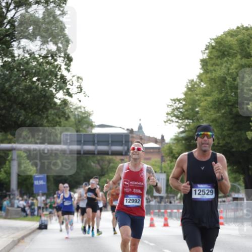 29.06.2025 - hella hamburg halbmarathon Jannik Wohlers http://msf.ph/oto/8179206 29.06.2025 09:42:31 Lombardsbrücke 5612, 7331, 7855, 9269, 11228, 12360, 12529, 12992, 13346, 14753, 14836, 17614, 18740, 19041, 19042, 19050, 19076, 19078 meine-sportfotos.de