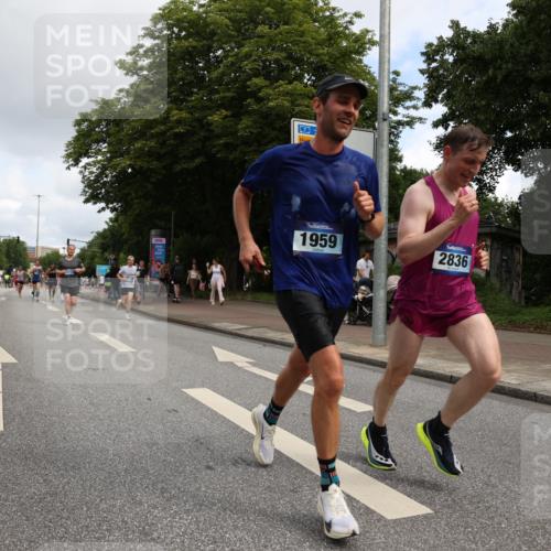 29.06.2025 - hella hamburg halbmarathon Yannick Fuchs http://msf.ph/oto/8179346 29.06.2025 10:28:27 20KM 1053, 1396, 1959, 2243, 2836, 4246, 4602, 5193, 8312, 8956, 11227, 12595, 13618, 14289, 14310, 14466, 14784, 14975, 15268, 15326, 15887, 16724, 16755, 16931, 17191, 17802, 18455, 18731, 18854 meine-sportfotos.de