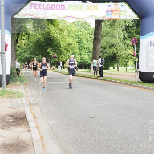 29.06.2025 - hella hamburg halbmarathon MichiJ http://msf.ph/oto/8179372 29.06.2025 10:17:02 Zwischen KM18-KM19 9079, 12341, 15023, 18124, 18692, 19050 meine-sportfotos.de