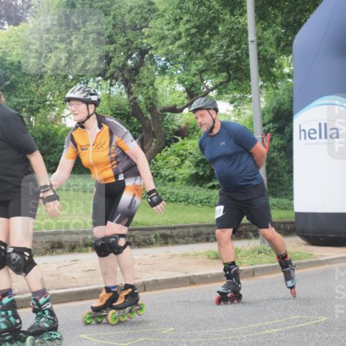 29.06.2025 - hella hamburg halbmarathon KatJ http://msf.ph/oto/8179393 29.06.2025 09:22:08 Zwischen KM18-KM19  meine-sportfotos.de