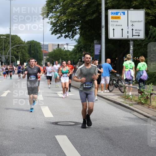 29.06.2025 - hella hamburg halbmarathon Yannick Fuchs http://msf.ph/oto/8179394 29.06.2025 10:42:43 20KM 1086, 1163, 1176, 1537, 1884, 1914, 2442, 3213, 4711, 5421, 6081, 6377, 6923, 7367, 8216, 8889, 8916, 9482, 9638, 9770, 10000, 11467, 12149, 12747, 12840, 13570, 13614, 14192, 14511, 14814, 14990, 15573, 15590, 15629, 15917, 15981, 16094, 16269, 16414, 16766, 17007, 17127, 18251, 18815, 18923, 19198 meine-sportfotos.de