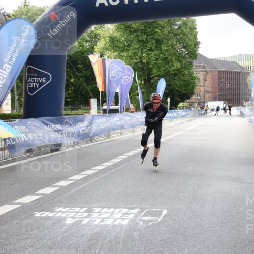 29.06.2025 - hella hamburg halbmarathon Strokosch-Dieckow http://msf.ph/oto/8179396 29.06.2025 09:21:14 Ziel 20017, 20069, 20229 meine-sportfotos.de