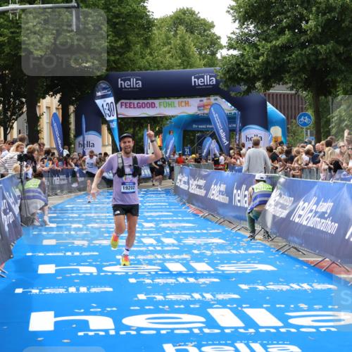 29.06.2025 - hella hamburg halbmarathon Zöllner http://msf.ph/oto/8179417 29.06.2025 10:29:56 Ziel 5308, 19202 meine-sportfotos.de