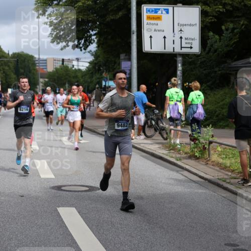 29.06.2025 - hella hamburg halbmarathon Yannick Fuchs http://msf.ph/oto/8179418 29.06.2025 10:42:43 20KM 1086, 1163, 1176, 1537, 1884, 1914, 2442, 3213, 4711, 5421, 6081, 6377, 6923, 7367, 8216, 8889, 8916, 9482, 9638, 9770, 10000, 11467, 12149, 12747, 12840, 13570, 13614, 14192, 14511, 14814, 14990, 15573, 15590, 15629, 15917, 15981, 16094, 16269, 16414, 16766, 17007, 17127, 18251, 18815, 18923, 19198 meine-sportfotos.de