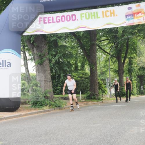 29.06.2025 - hella hamburg halbmarathon KatJ http://msf.ph/oto/8179429 29.06.2025 09:22:22 Zwischen KM18-KM19  meine-sportfotos.de