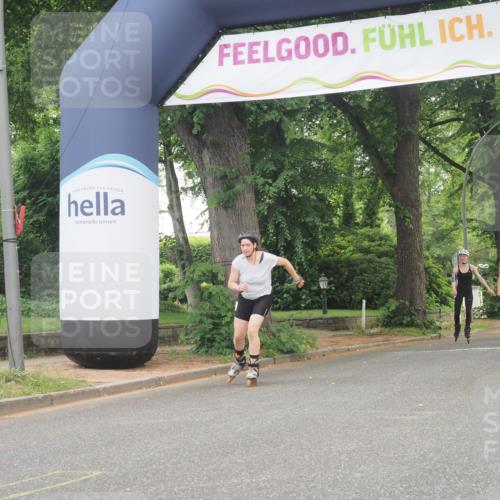 29.06.2025 - hella hamburg halbmarathon KatJ http://msf.ph/oto/8179499 29.06.2025 09:22:23 Zwischen KM18-KM19  meine-sportfotos.de
