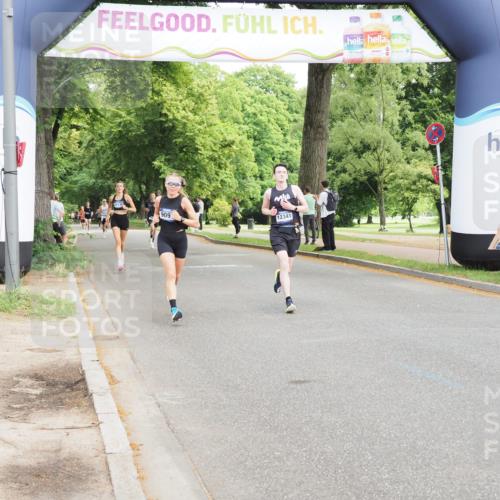 29.06.2025 - hella hamburg halbmarathon MichiJ http://msf.ph/oto/8179502 29.06.2025 10:17:03 Zwischen KM18-KM19 9079, 12341, 15023, 18124, 18692, 19050 meine-sportfotos.de