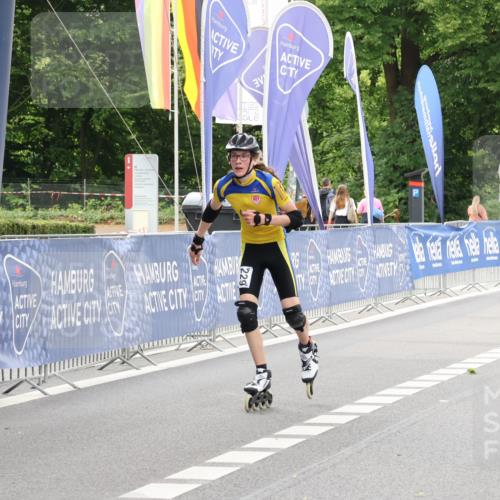 29.06.2025 - hella hamburg halbmarathon Strokosch-Dieckow http://msf.ph/oto/8179588 29.06.2025 09:21:21 Ziel 20017, 20072, 20108, 20229, 20400, 20540 meine-sportfotos.de