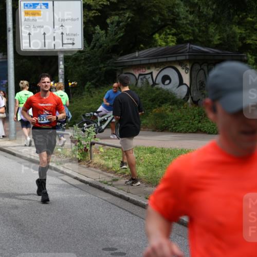29.06.2025 - hella hamburg halbmarathon Yannick Fuchs http://msf.ph/oto/8179932 29.06.2025 10:42:47 20KM 1086, 1163, 1176, 1537, 1884, 1892, 1914, 2442, 3213, 4711, 5421, 6377, 6923, 7367, 8216, 8889, 8916, 9482, 9638, 9770, 10000, 11451, 11467, 12149, 12534, 12690, 12840, 14192, 14511, 14814, 14990, 15573, 15784, 15917, 15981, 16094, 16269, 17007, 17127, 17395, 17982, 18251, 18815, 18923, 19198 meine-sportfotos.de