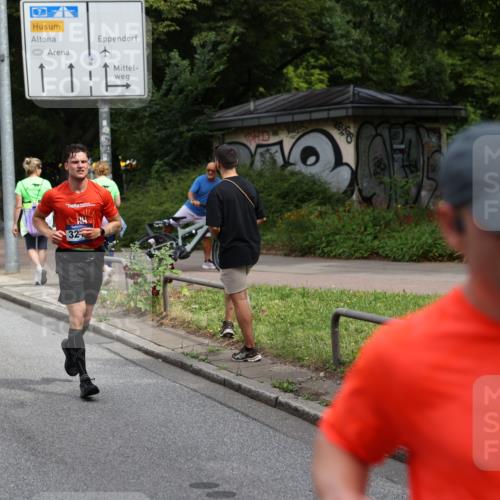 29.06.2025 - hella hamburg halbmarathon Yannick Fuchs http://msf.ph/oto/8179941 29.06.2025 10:42:47 20KM 1086, 1163, 1176, 1537, 1884, 1892, 1914, 2442, 3213, 4711, 5421, 6377, 6923, 7367, 8216, 8889, 8916, 9482, 9638, 9770, 10000, 11451, 11467, 12149, 12534, 12690, 12840, 14192, 14511, 14814, 14990, 15573, 15784, 15917, 15981, 16094, 16269, 17007, 17127, 17395, 17982, 18251, 18815, 18923, 19198 meine-sportfotos.de