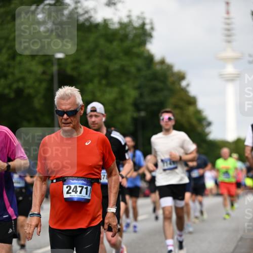 29.06.2025 - hella hamburg halbmarathon Dr. Thomas Lammeyer http://msf.ph/oto/8179976 29.06.2025 10:10:20 Kennedybrücke 1229, 1830, 1842, 1936, 2471, 2624, 3062, 4169, 4542, 5431, 6014, 7741, 8049, 8290, 8744, 8909, 9917, 10214, 10781 meine-sportfotos.de