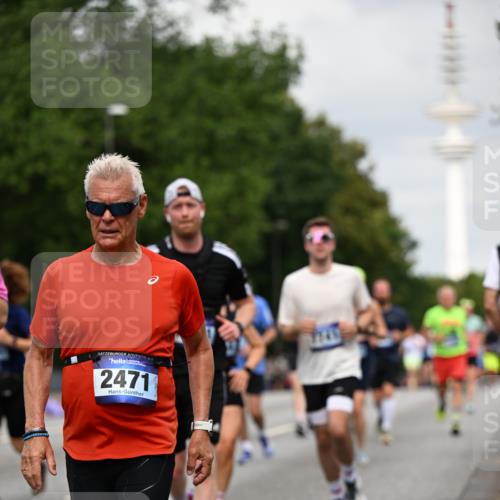 29.06.2025 - hella hamburg halbmarathon Dr. Thomas Lammeyer http://msf.ph/oto/8179996 29.06.2025 10:10:20 Kennedybrücke 1229, 1830, 1842, 1936, 2471, 2624, 3062, 4169, 4542, 5431, 6014, 7741, 8049, 8290, 8744, 8909, 9917, 10214, 10781 meine-sportfotos.de